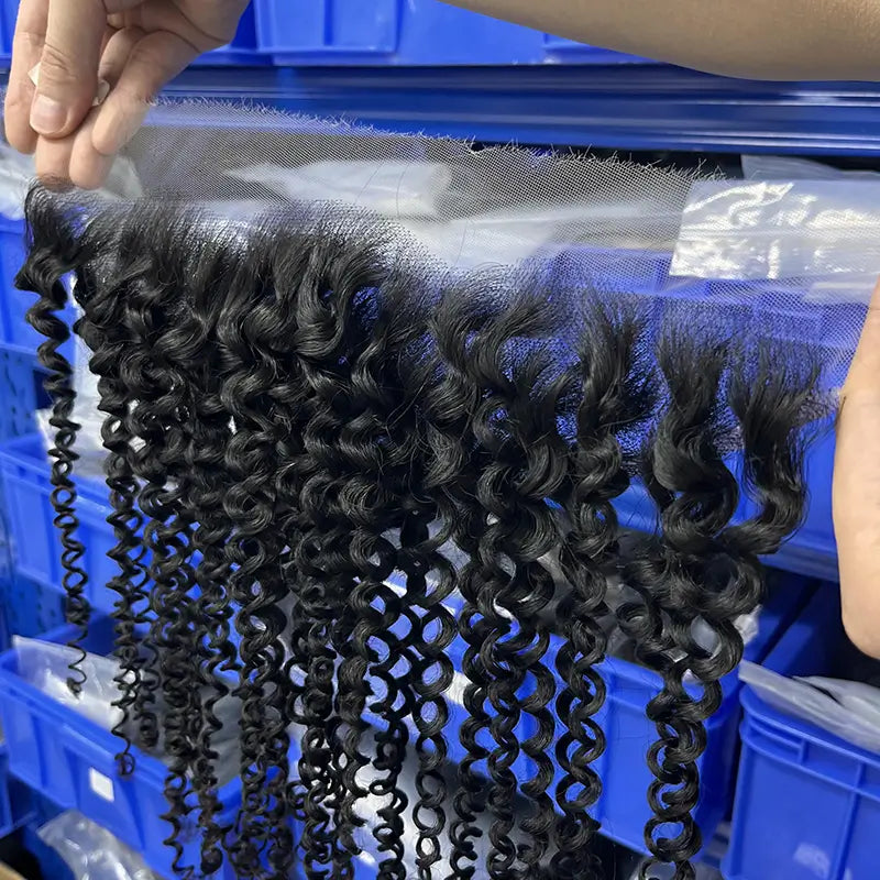 13x4 HD/ Transparent Frontal Curly