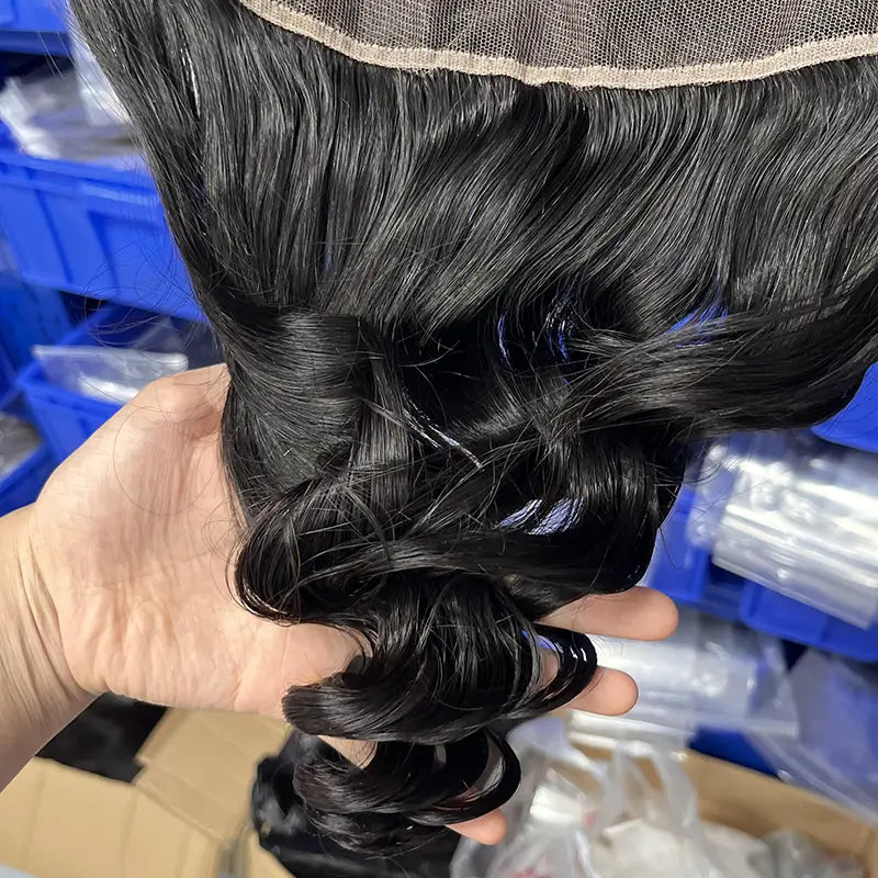 13x4 HD/ Transparent Frontal Loose Wave