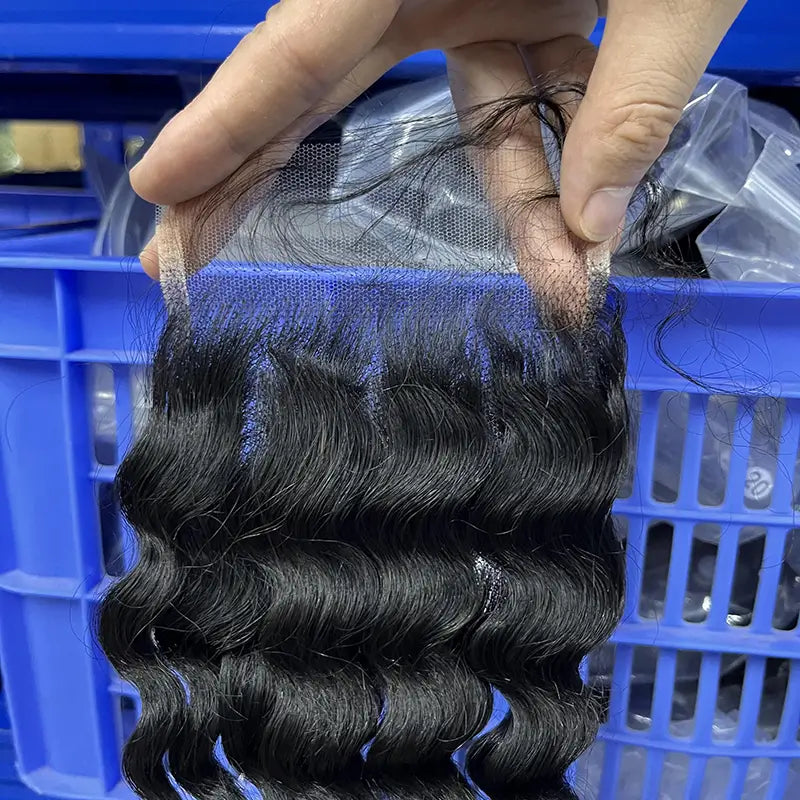 4x4 HD/ Transparent Closure Deep Wave
