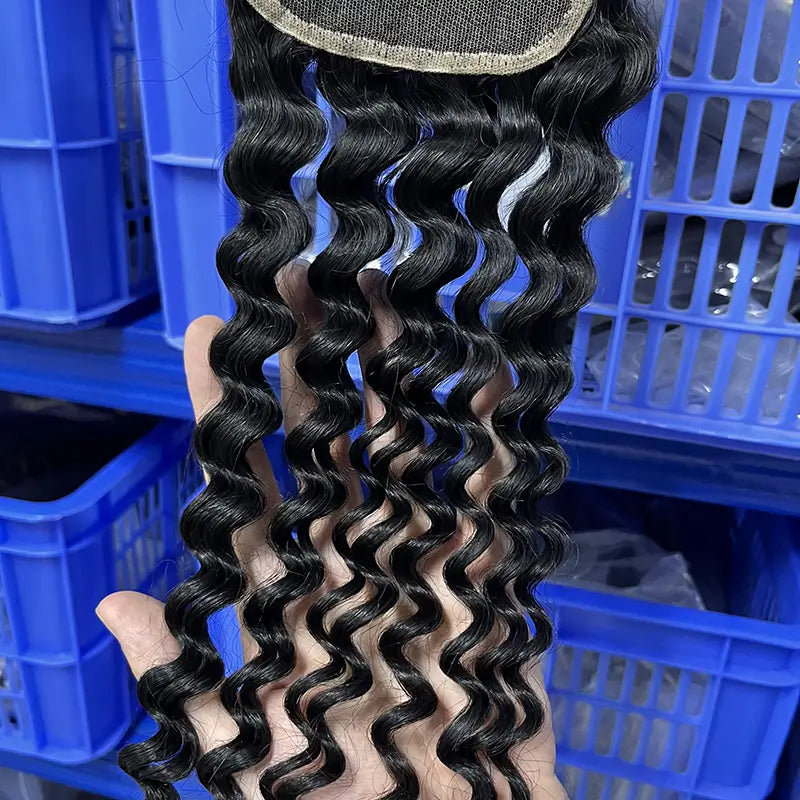 4x4 HD/ Transparent Closure Deep Wave